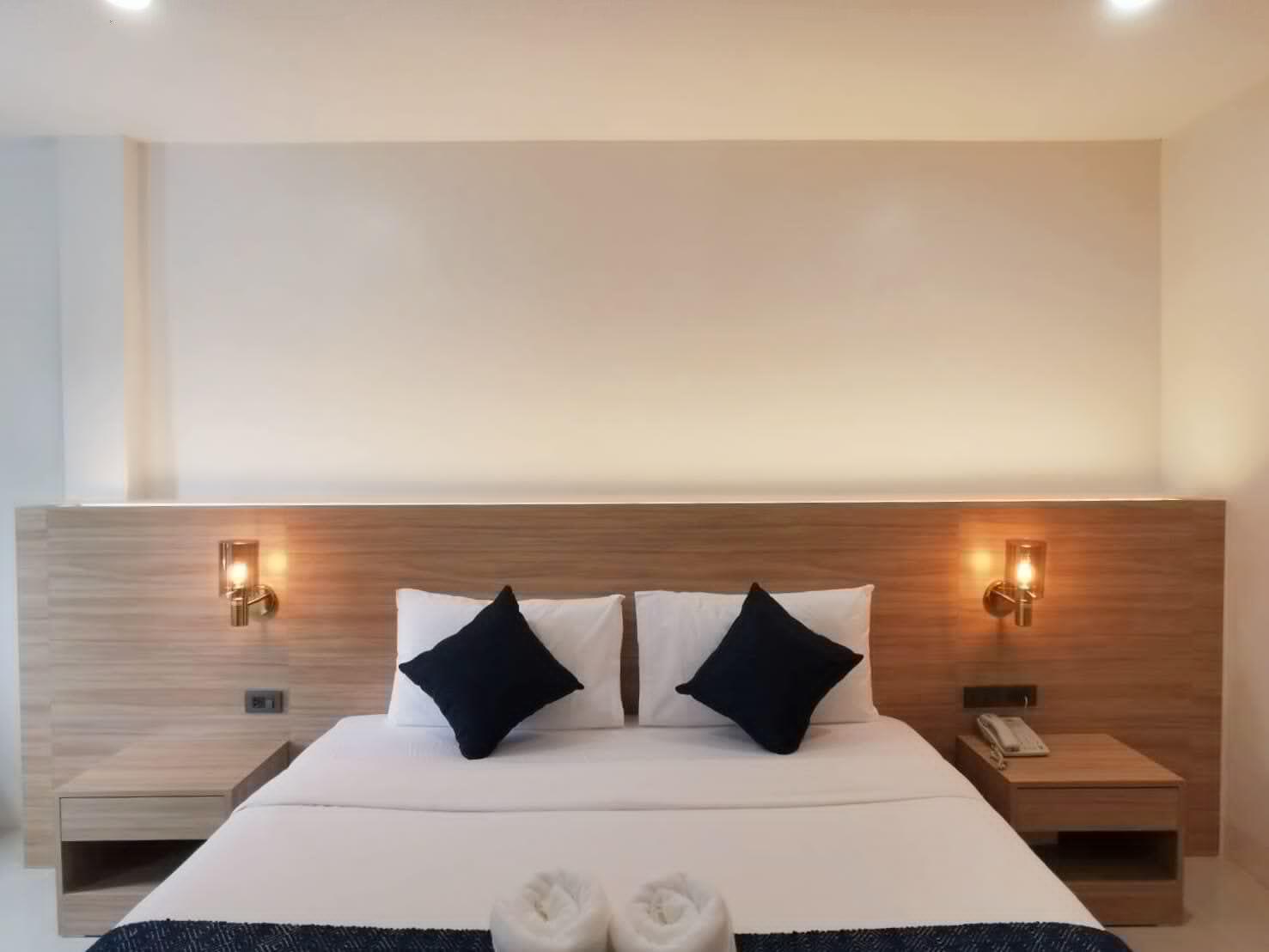 Nana Beach Hotel & Resort Pathiu 외부 사진