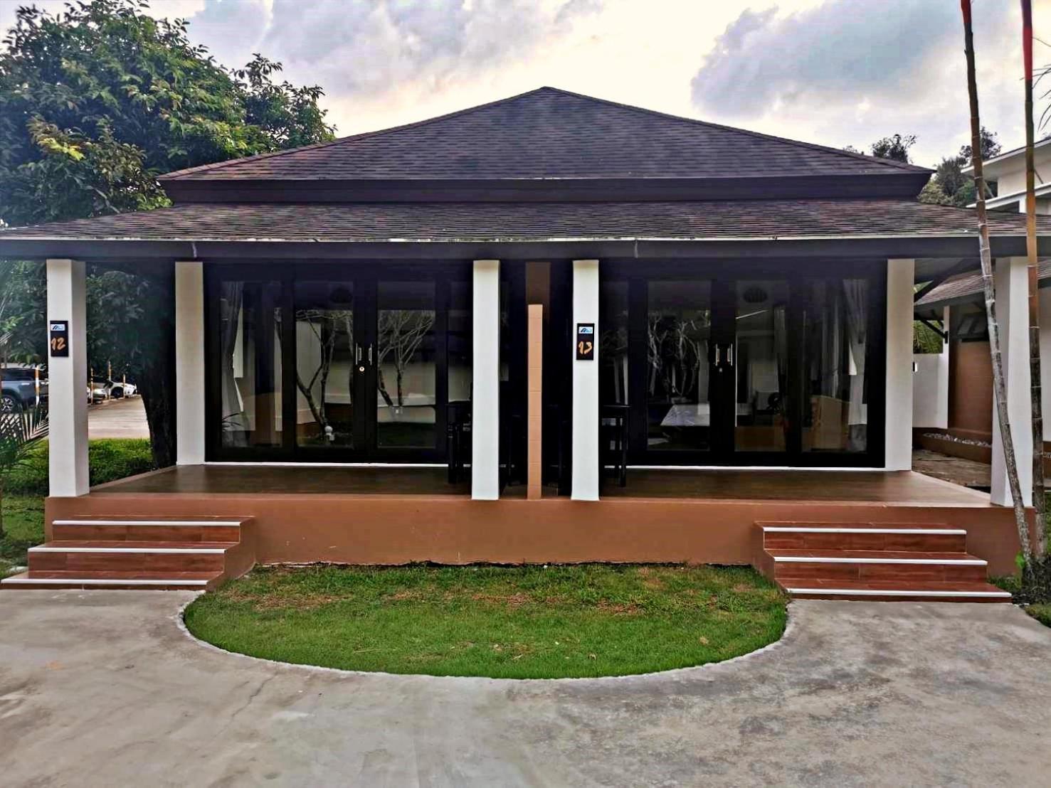 Nana Beach Hotel & Resort Pathiu 외부 사진