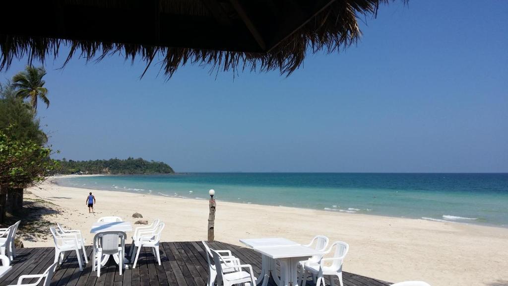 Nana Beach Hotel & Resort Pathiu 외부 사진